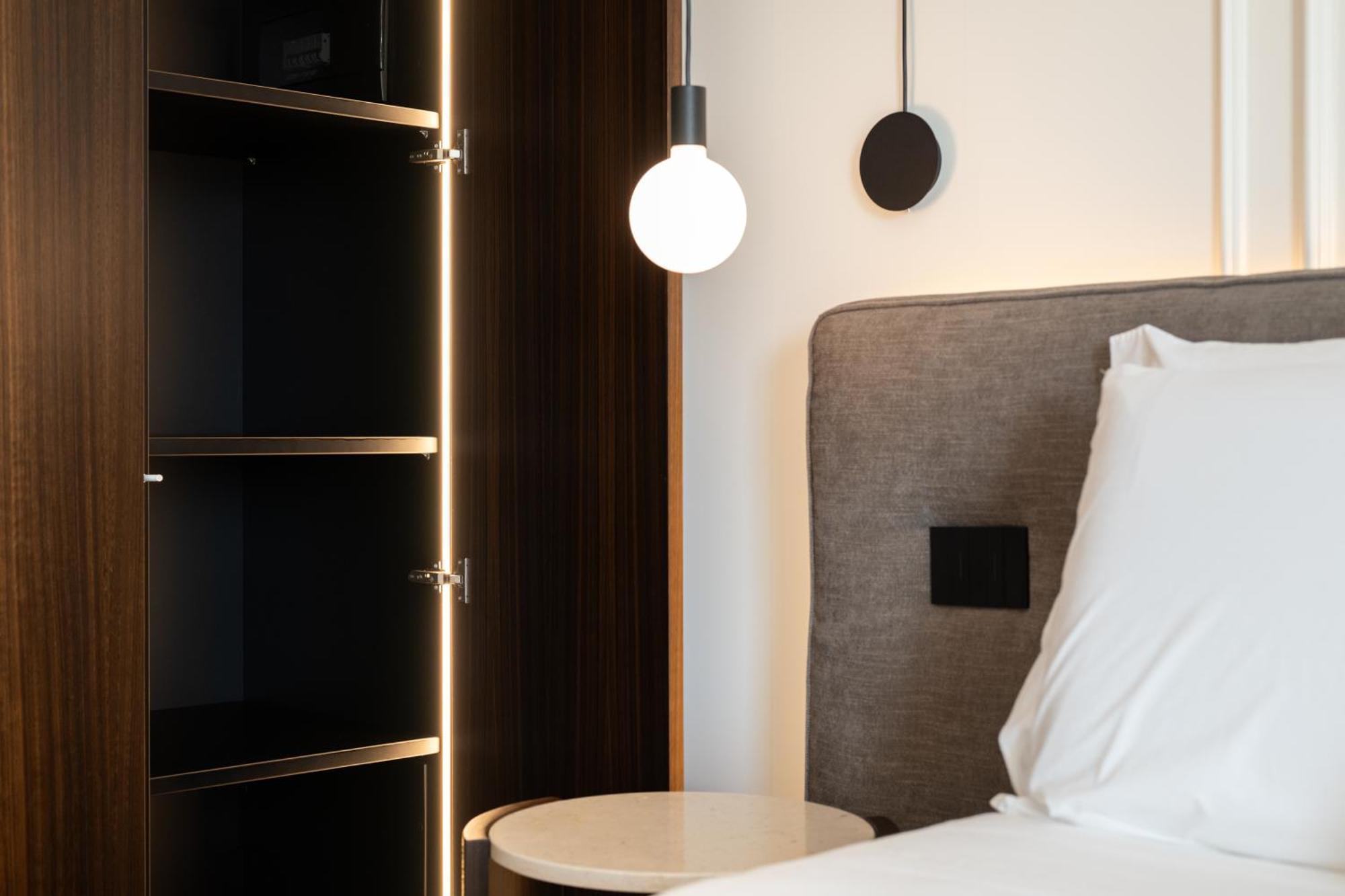 Bed and Breakfast Essenza Relais Contemporaneo Чистернино Экстерьер фото